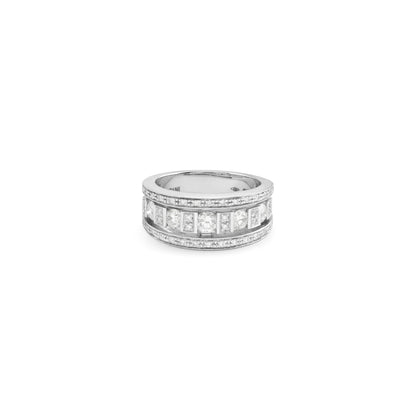 Damiani Belle Epoque Ring 20000838, An 18k white gold ring set with diamonds