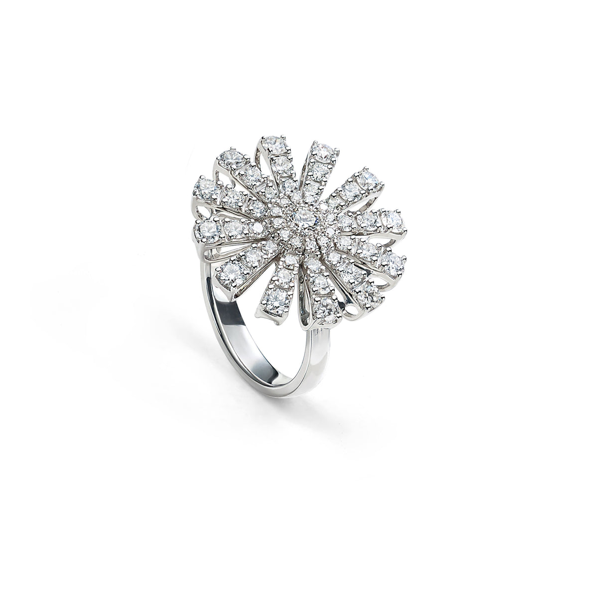 Damiani Margherita Ring 20072754, An 18k white gold ring set with diamonds
