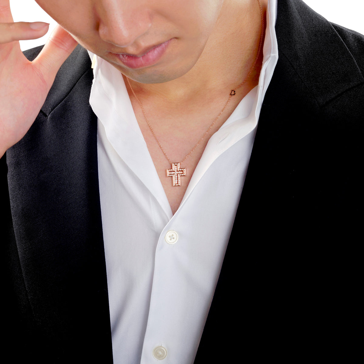 Damiani Belle Epoque Cross 20083492, Pink gold and diamonds necklace