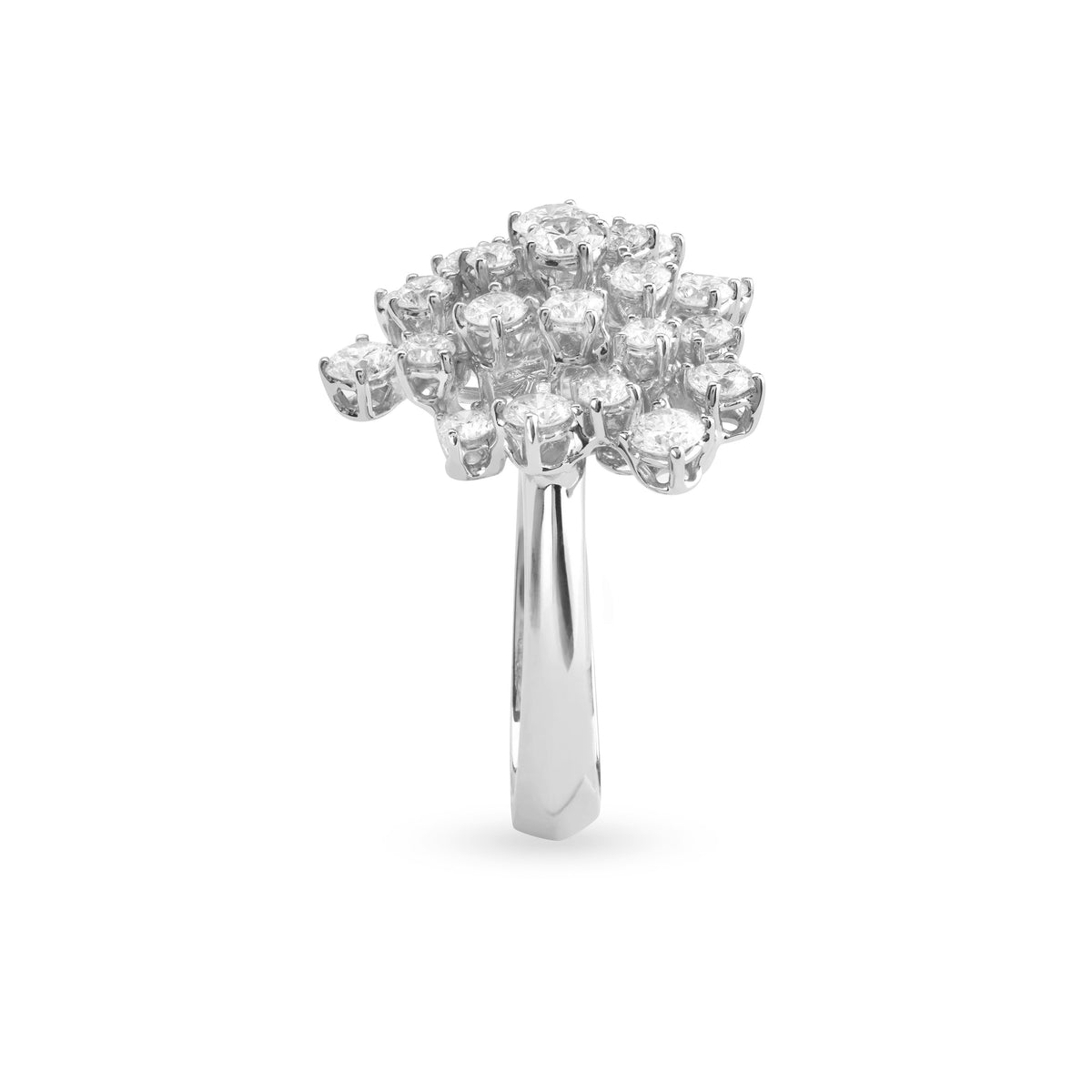 Damiani Mimosa Ring 20084782, An 18k white gold ring set with diamonds