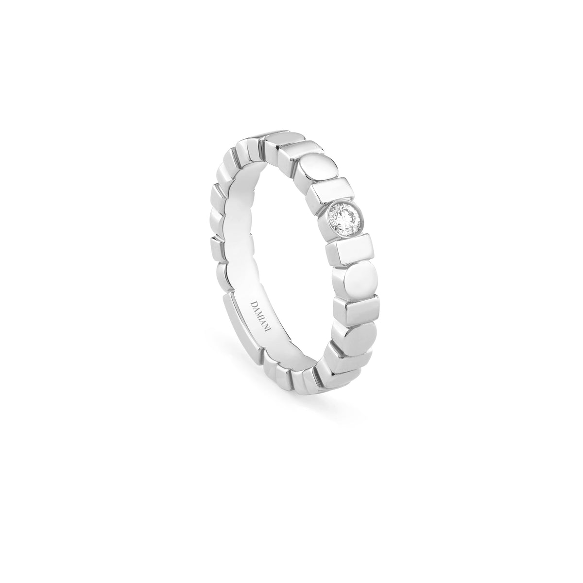 Damiani Belle Epoque Ring 20108650, A platinum ring set with diamonds