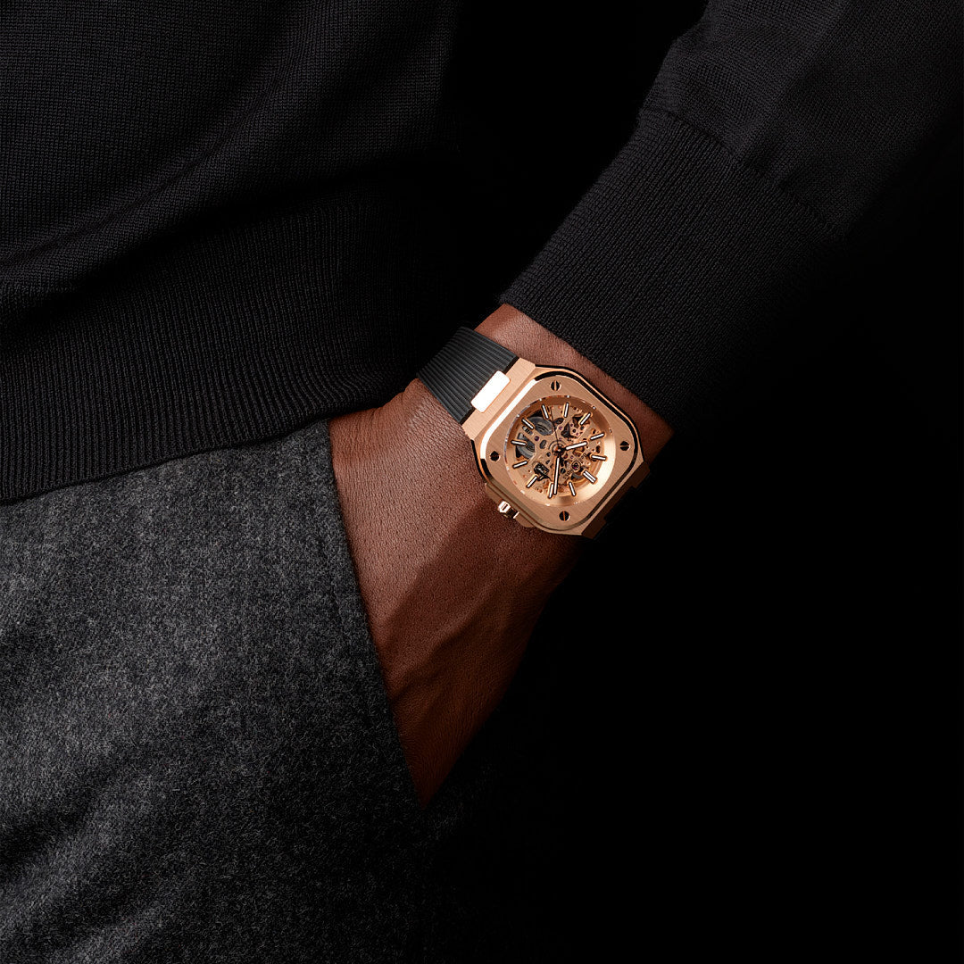 Bell & Ross BR 05 Skeleton Gold Watches 40 mm