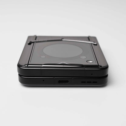 VERTU IRONFLIP PHONE CARBON TEXTURE TAFFETA