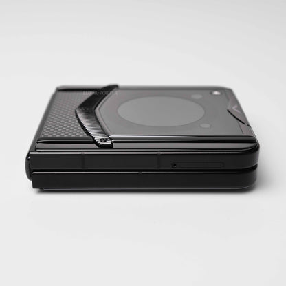 VERTU IRONFLIP PHONE CARBON TEXTURE TAFFETA