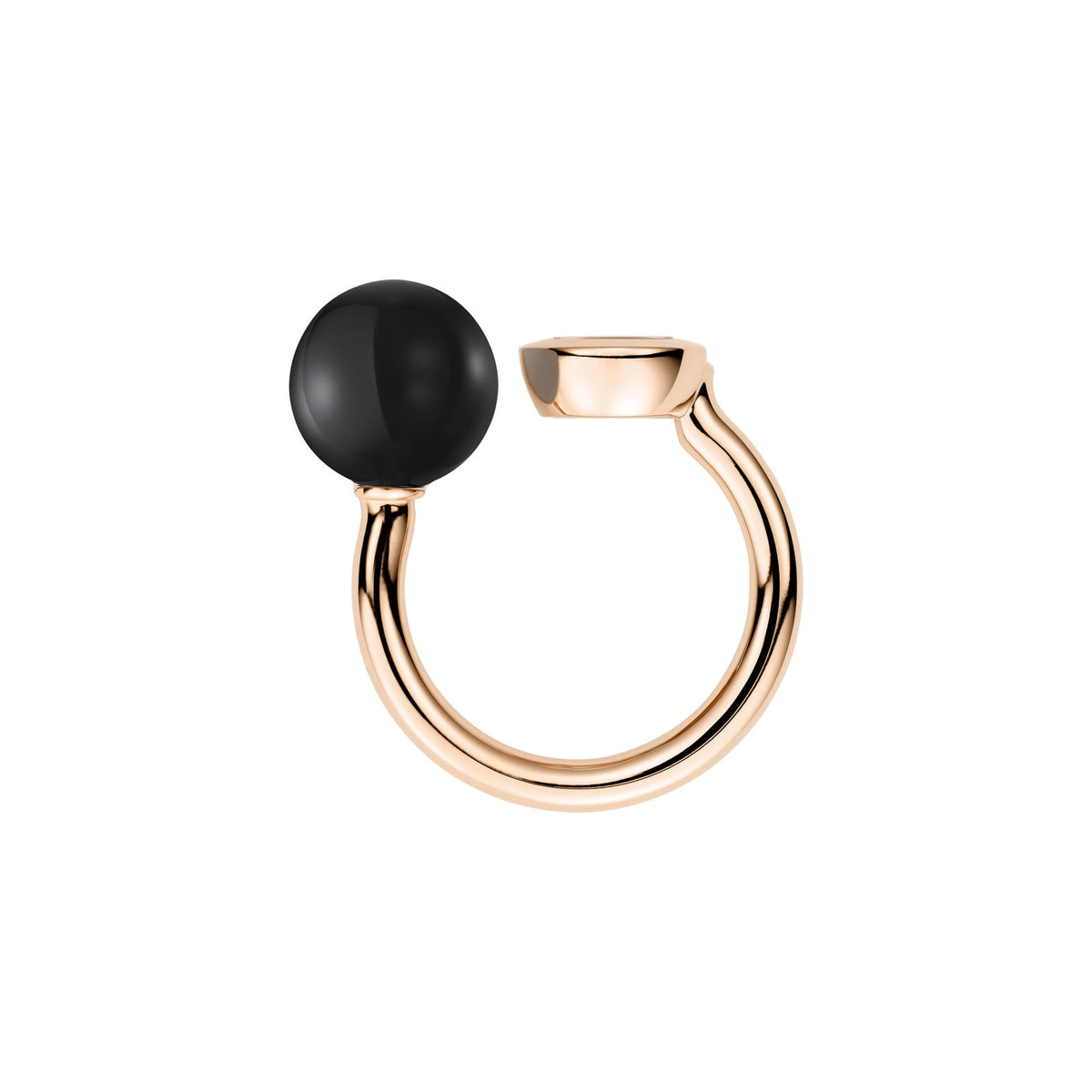 Chopard Happy Diamonds ring in 18k ethical rose gold with diamonds and onyx, view 3