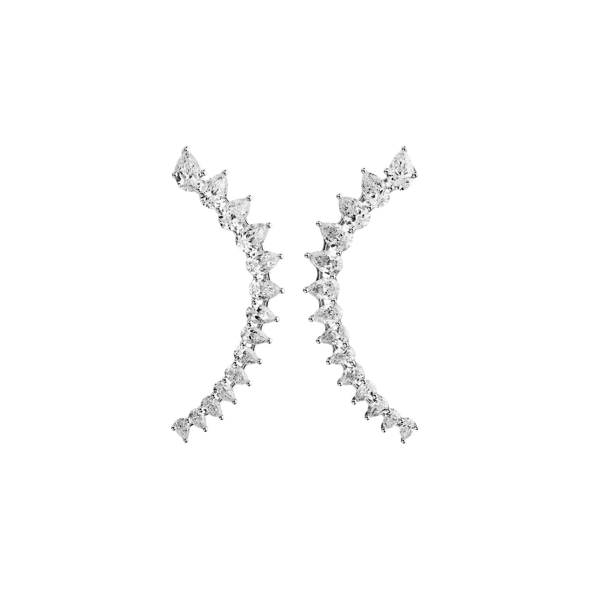 Chopard L'Heure du Diamant earrings in 18k ethical white gold with diamonds view 3