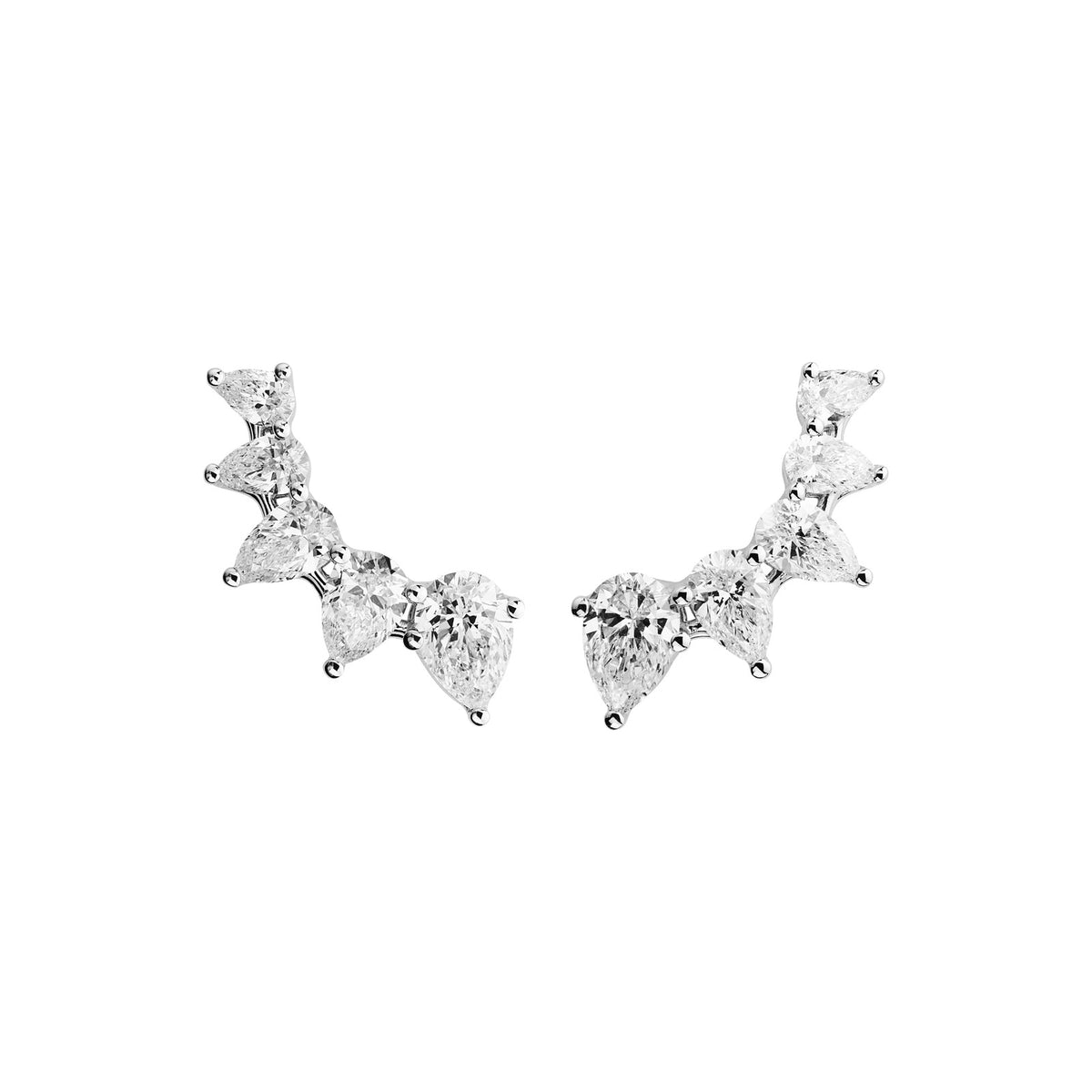 Chopard L'Heure du Diamant earrings in 18k ethical white gold with diamonds view 3