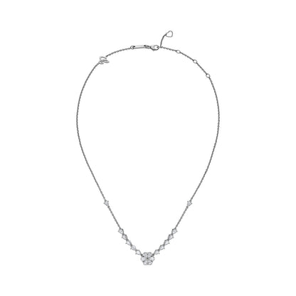 Chopard L'Heure du Diamant necklace in 18k ethical white gold with diamonds view 3
