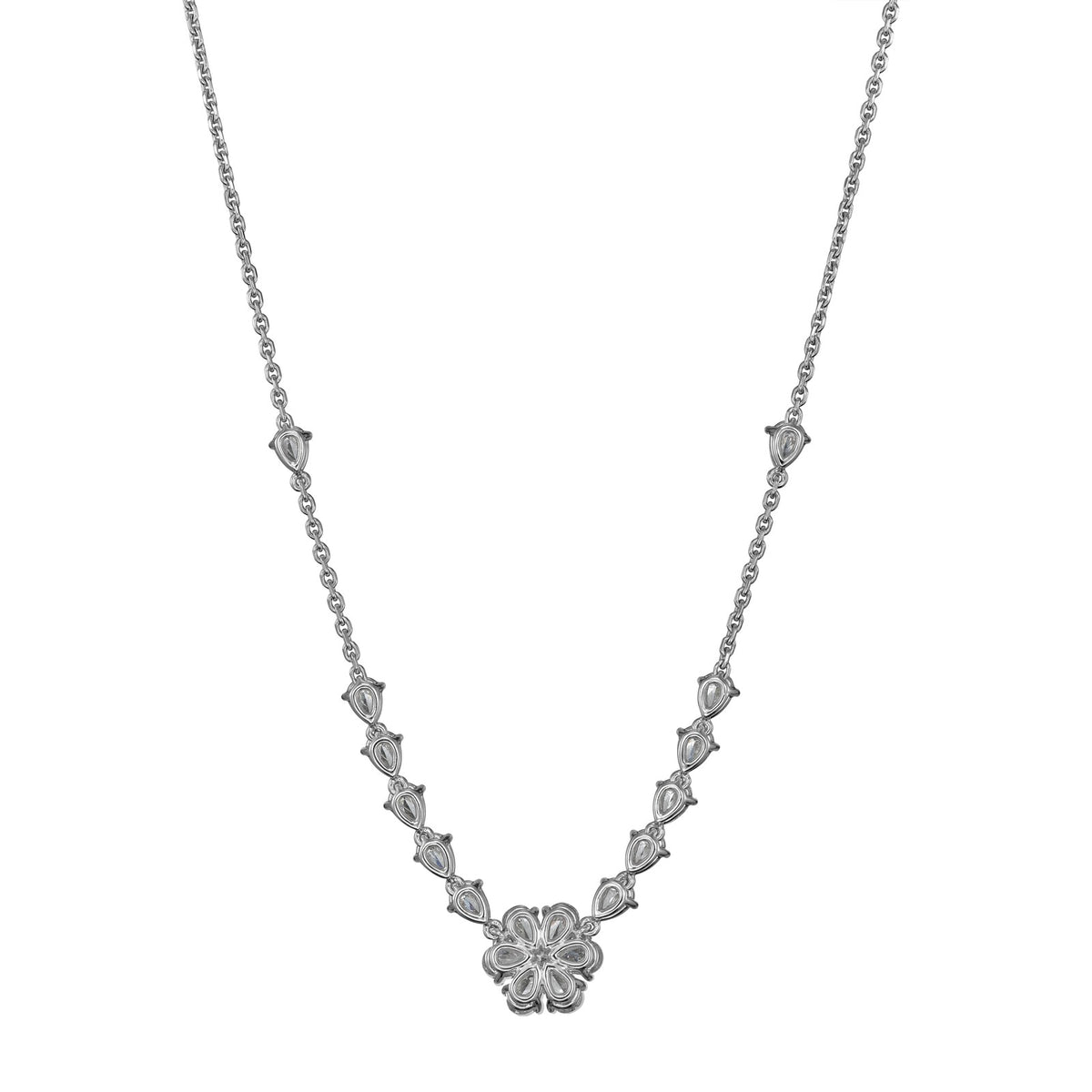 Chopard L'Heure du Diamant necklace in 18k ethical white gold with diamonds view 4