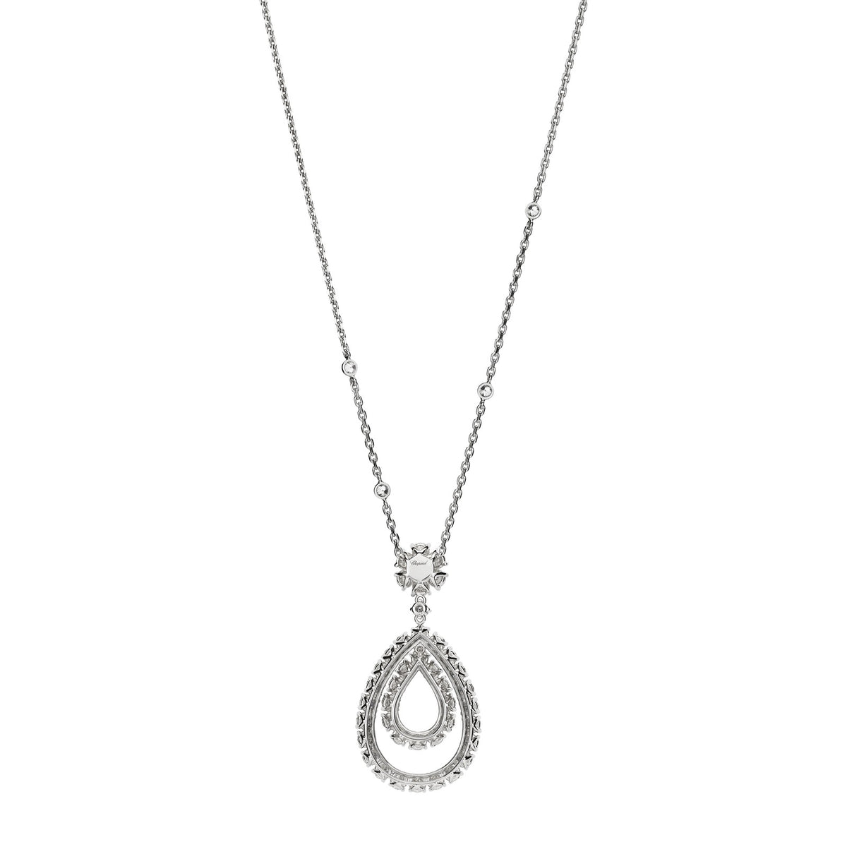 Chopard L'Heure du Diamant pendant in 18k ethical white gold with diamonds view 4