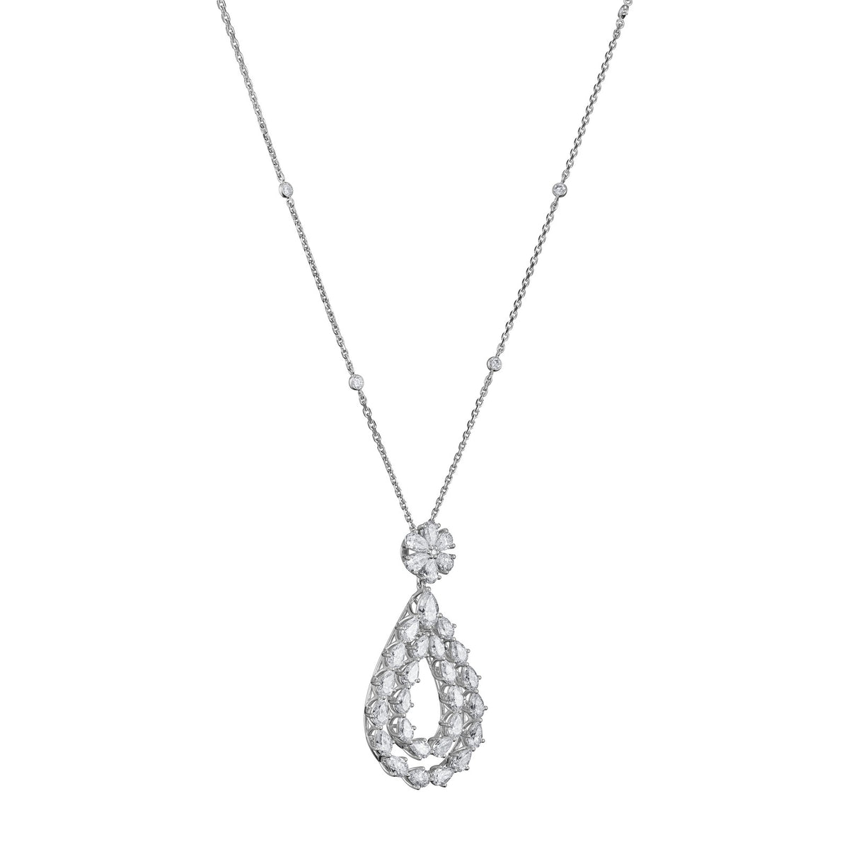 Chopard L'Heure du Diamant pendant in 18k ethical white gold with diamonds, view 2