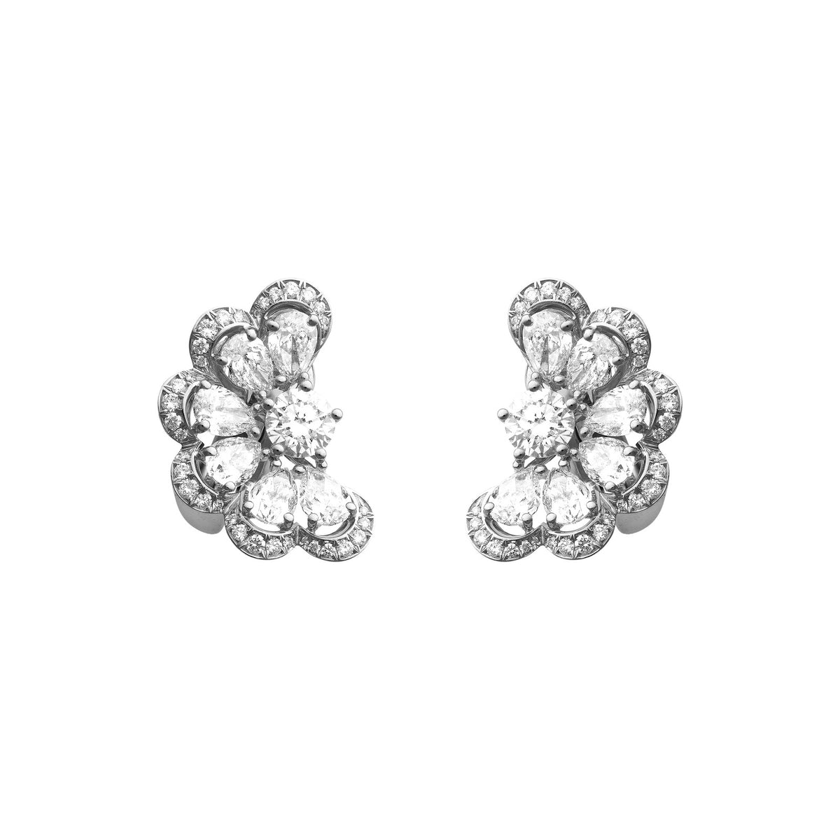 Chopard Precious Lace earrings in 18k ethical white gold with diamonds view 4