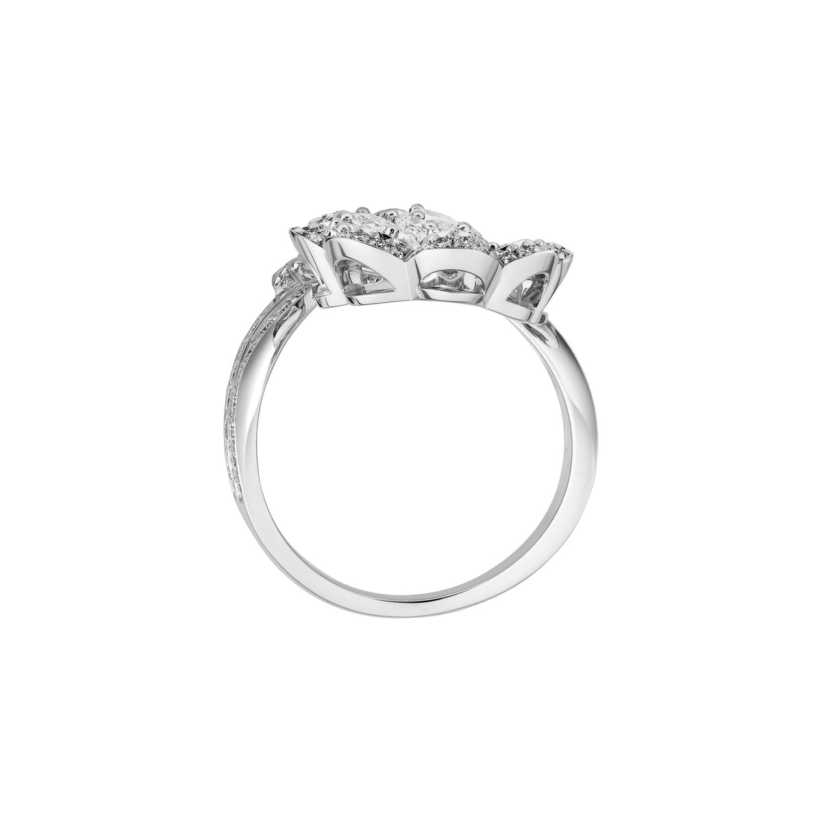 Chopard Precious Lace ring in 18k ethical white gold with diamonds, view 4