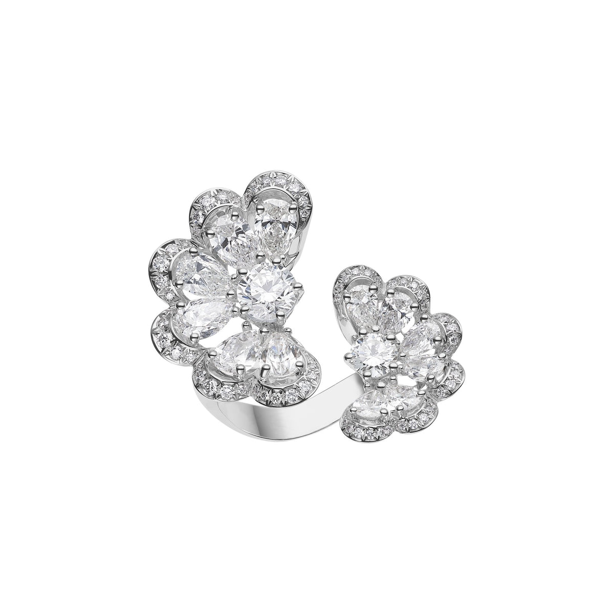 Chopard Precious Lace ring in 18k ethical white gold with diamonds, view 2