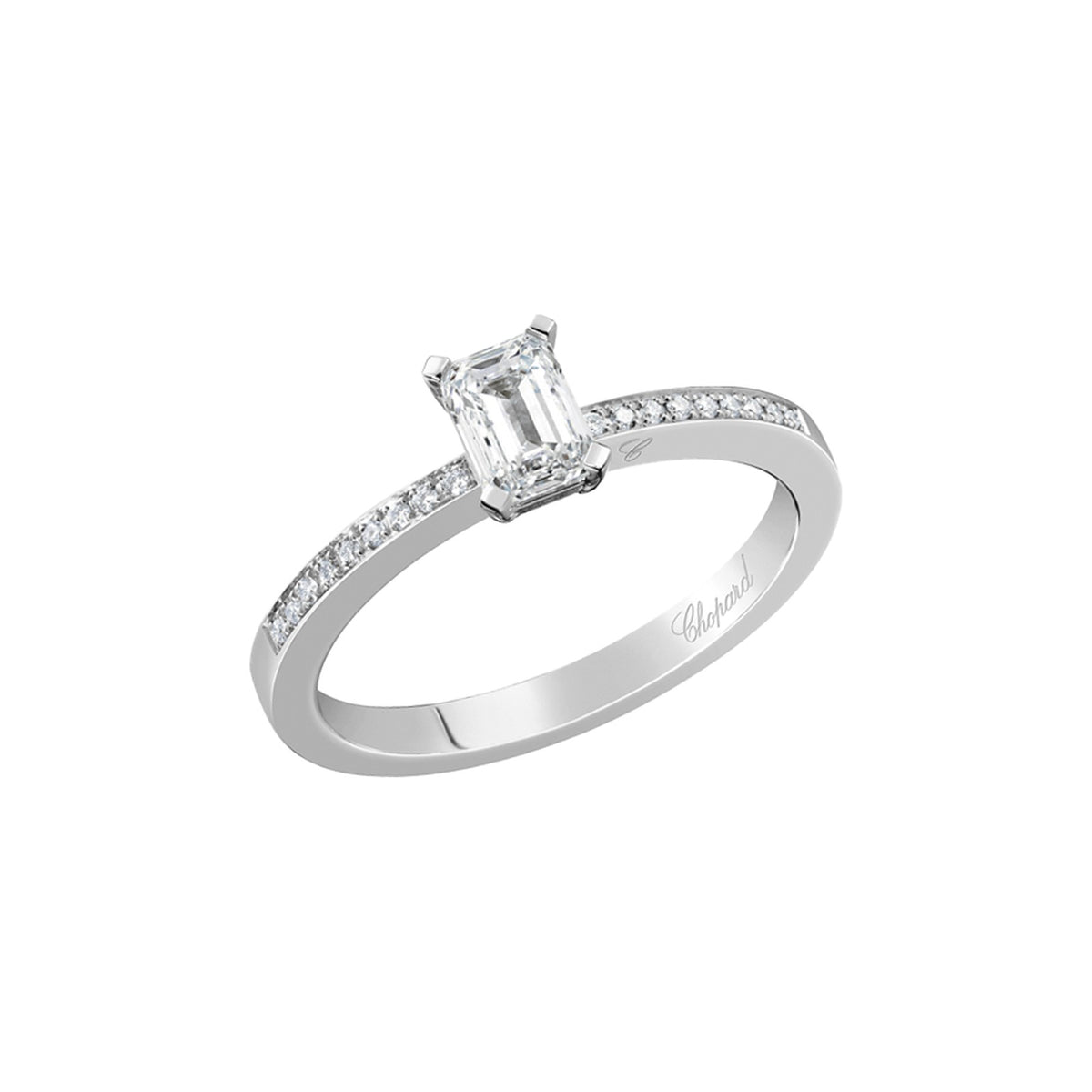 Chopard Solitaire ring in platinum with diamonds