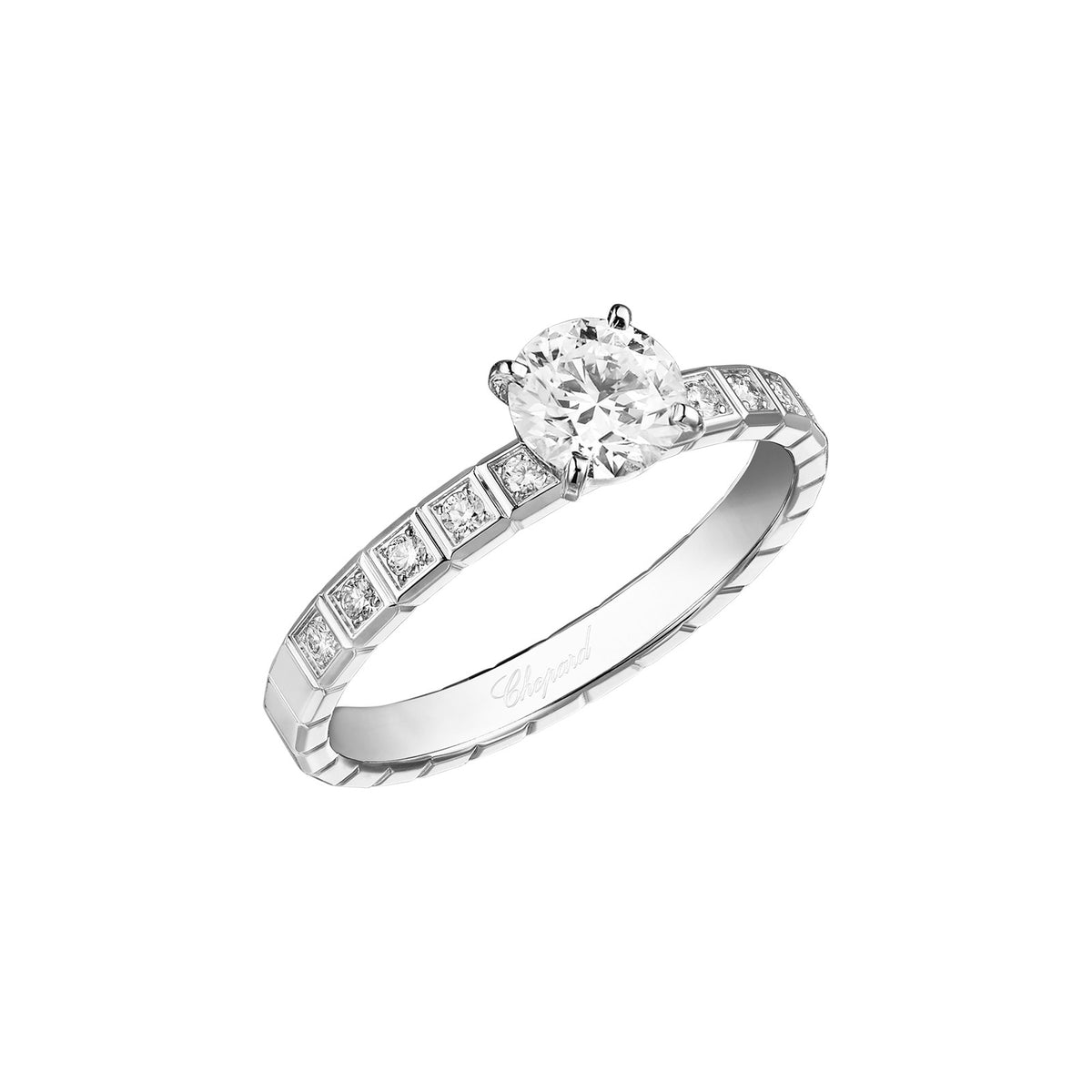 Chopard Solitaire ring in platinum with diamonds