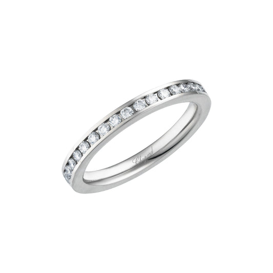 Chopard Timeless ring in platinum with diamonds