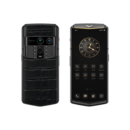 VERTU AGENT Q PHONE 27TH ANNIVERSARY LIMITED EDITION GOLD I ALLIGATOR SKIN, close-up of the case, alligator leather and gold