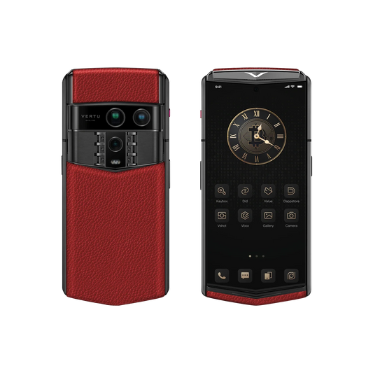 VERTU AGENT Q PHONE GRAINED RASPBERRY RED CALFSKIN, calf leather case, close-up of the case
