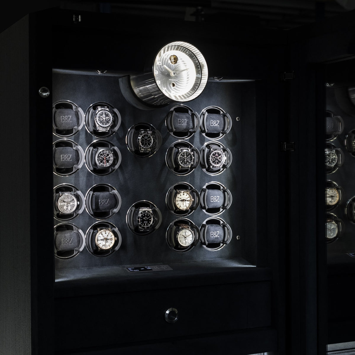 Buben & Zorweg Vision Standalone safe, Time Mover winders and the clock