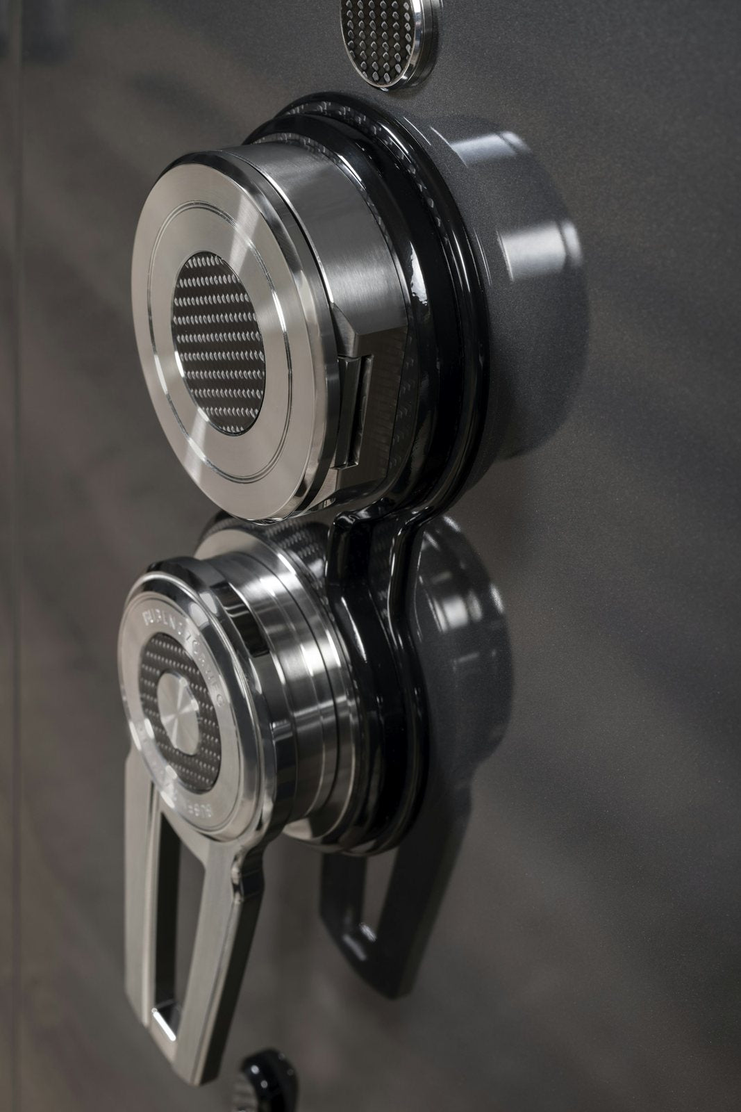 Buben & Zorweg Turbo safe, Handle and lock detail